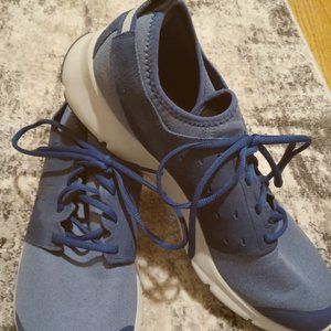 Size 13 Men's Under Armour Sneakers